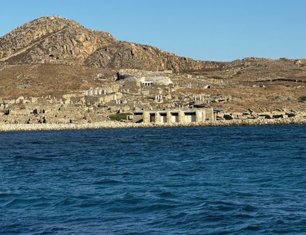 Delos island
